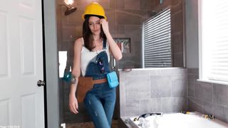CONSTRUCTION WORKER PEES IN HER JEAN OVERALLS