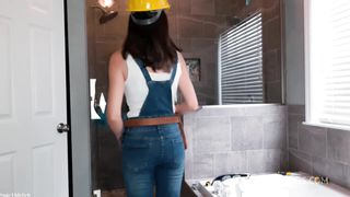 CONSTRUCTION WORKER PEES IN HER JEAN OVERALLS