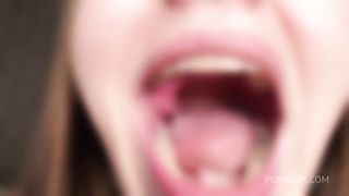 Sloppy chewing gum