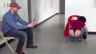 MILF SWALLOWS JIZZ - DOCTOR S WAITING ROOM