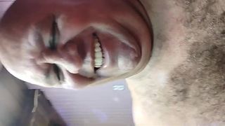 NOVINHA FICA DE QUATRO E PEDE PARA VELHO METER COM FORCA