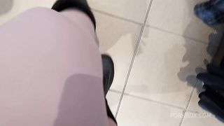 Perfect big ass in a public store