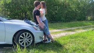 PETITE BABE SUCKING DICK OUTDOORS ON THE SIDE ROAD AND GOT FUCKED OUTDOORS ON THE CAR HOOD