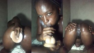 WATCH ME GAPE MY EXTREME TIGHT ANAL HOLE WITH ANAL PLUG BEFORE ENJOYING HARDCORE FUCKING WITH A BIG AND LONG DILDO