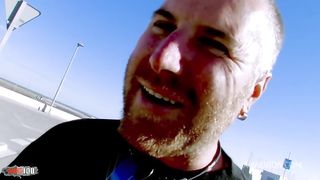 Shagged for a bottle of bier !