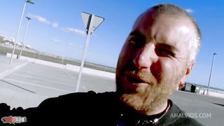 Shagged for a bottle of bier !