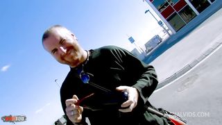 Shagged for a bottle of bier !