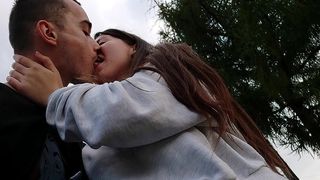HOT KISSING WITH GIRLFRIEND IN THE PARK