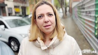 PUTALOCURA - LA BONDADOSA URRACA TRAGA LEFA EN PILLADAS PARA AYUDAR A UCRANIA.