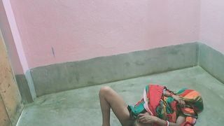 THE MAID WAS AT HOME ALONE AND THEN HAD SEX WITH THE NEIGHBOR. CHUDAYEE. VERY HOT YOUNG GIRL INDIAN MODEL