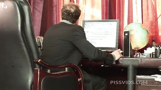 ANAL EXTREME Gape Creampie Drink MILK