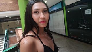 I FIND MY EX-PARTNER VERY CUTE AND WE DECIDE TO REMEMBER OLD TIMES IN MY BED.