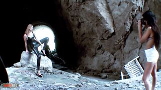 Bianca Resa in tight wetlook leggings fucked in the ass and squirting