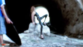 Bianca Resa in tight wetlook leggings fucked in the ass and squirting