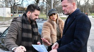 Double stuffed Shalina Devine gets a hard Double Penetration