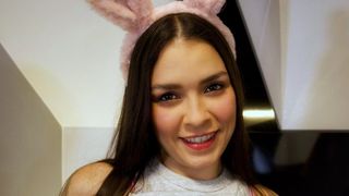 REAL LIFE PORNO 48: YESSICA BUNNY - RIMMING, PISS DRINKING AND HARD SEX.