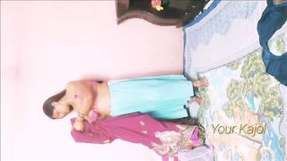 गदराये बदन वाली कमसिन इश्क़ लड़ाते हुए