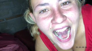 NO QUERIA GRABAR ASI QUE LE PEDI QUE ME CHUPARA LA PIJA