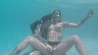 UNDERWATER LESBIANS 2 - VANESSA VEGA & CHARLOTTE SARTRE SWIMMING GIRL GIRL PUSSY EATING FINGER FUCKING WET LOOK