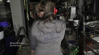 DUNGEON MISTRESS SMOKE - AD