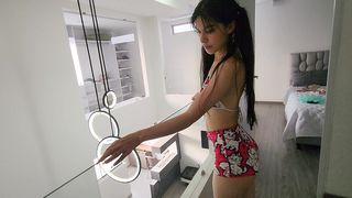 SHE SWALLOWS HER BOSS S SEMEN HE MAKES HER SWALLOW SEMEN TO GIVE HER MORE WORK