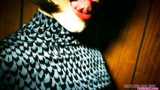 AdalynnX - ButtPlug Fun Before A Night Out