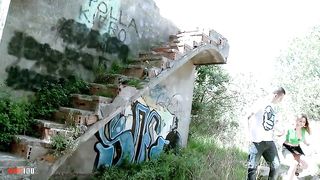 Good anal sex at a abandonned house !