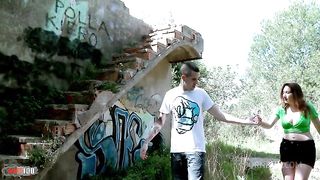 Good anal sex at a abandonned house !