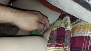 TEEN COLEGIALA REAL! MI INOCENTE AHIJADA ES MI BOLSA DE SEMEN, ME LA CULEO A ESCONDIDAS EN LA NOCHE, NO DEBEMOS HACER RUIDO O NOS PUEDEN DESCUBRIR! CASERO REAL, JOVENCITAS