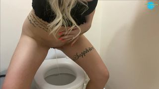 PORN STAR PISSING POV