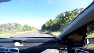 girl had sex on the side of the road