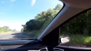 girl had sex on the side of the road