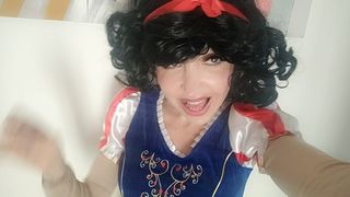 CHANTAL CHANNEL - GIANTESS SNOWHITE VORE YOU AND SWALLOW