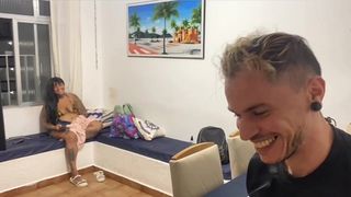 A JAPONESA QUE DA O CU SERA SE ELES VAO AGUENTAR ISSO TUDO