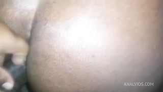 Gozando gostoso no cuzinho da preta