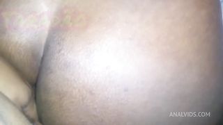Gozando gostoso no cuzinho da preta