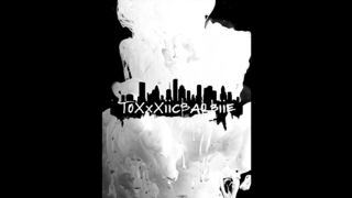 TOXXXIICBARBIE PAINTS THE TOWN RED