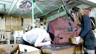 Melany Furie tries the fuck machine and fucked in her hairy pussy and tight ass