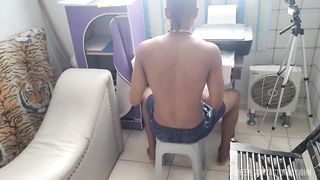 I TOLD HER I'M COMING INSIDE AND SHE GOT NERVOUS