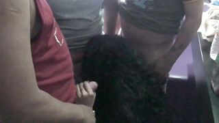 MIS AMIGOS ME INVITAN A UNA FIESTA SOLO PARA FOLLARME