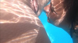 MFF SWIMMING POOL THREESOME WITH UNDERWATER BLOWJOB