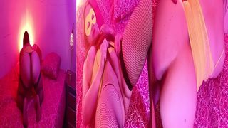 CAMARERA CALIENTE TIENE UNA HABITACION EN EL BAR PARA FOLLAR CON EXTRANOS LE PONE LOS CUERNOS A SU CORNUDO MARIDO LE ENCANTA EL SEXO SIN CONDON!!