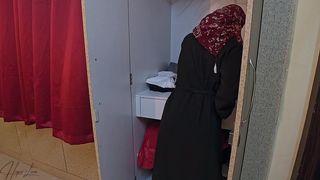 MALAYSIAN HIJAB GIRL IS HOME ALONE AND HAS SEX WITH BROTHER-IN-LAW