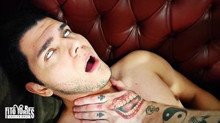 O NAMORADO DA MINHA AMIGA COMEU MEU CUZINHO EM QUANTO ELA NAO ESTAVA EM CASA