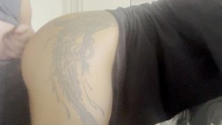 PEGUEI ELE BATENDO PUNHETA COMECEI A REBOLAR PRA ELE