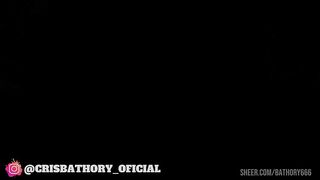 The naughty Cris Bathory give her ass willingly