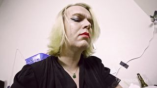 Cozy Gams Creates Herself A Bareback Trans Love Robot
