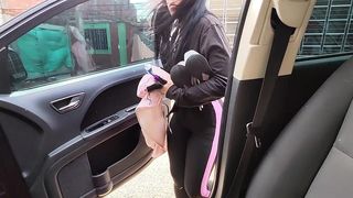 MY STEPCOUSIN GIVES IT TO ME FOR A BROASTER CHICKEN