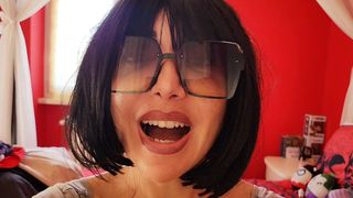 CHANTAL CHANNEL ITALIAN HUMILIATION LE MIE PESANTI UMILIAZIONI PER TE E LA TUA MATRIGNA CON TESCHIO E MALEDIZIONI