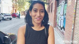 PUTALOCURA - LA COLOMBIANA CANDENTE PRISANGEL ES PILLADA POR TORBE Y CABALGA SU POLLA